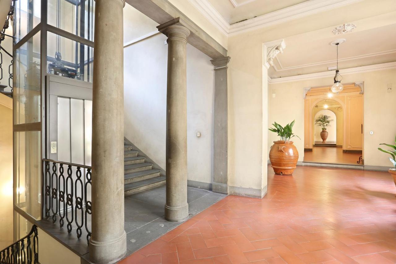 Apt. Ocra - Pauline Suites, Palazzo Borghese Floransa Dış mekan fotoğraf